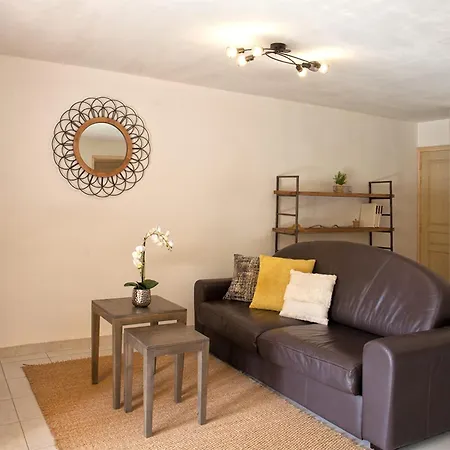 アパート Location De Figuier Avec Jardin Barbecue Piscine Chauffee A *