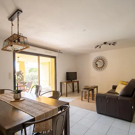 Location De Figuier Avec Jardin Barbecue Piscine Chauffee A * Calvi (Corsica)