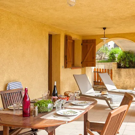 Lägenhet Location De Figuier Avec Jardin Barbecue Piscine Chauffee A *