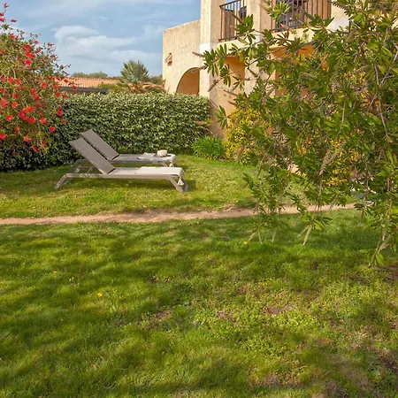 アパート Location De Figuier Avec Jardin Barbecue Piscine Chauffee A カルヴィ