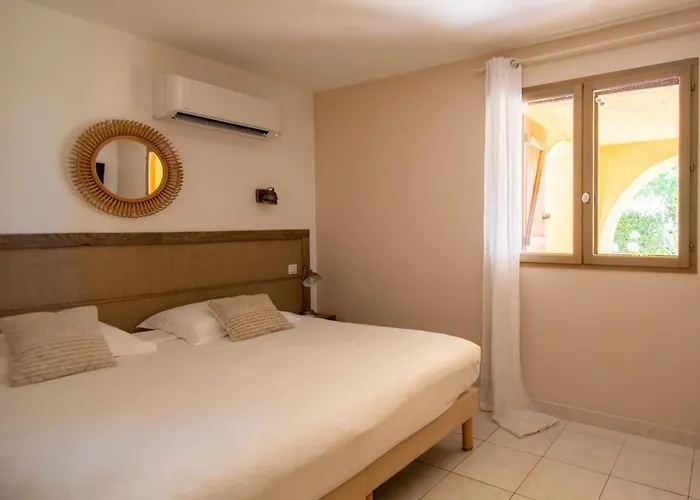 Apartment Location De Figuier Avec Jardin Barbecue Piscine Chauffee A *